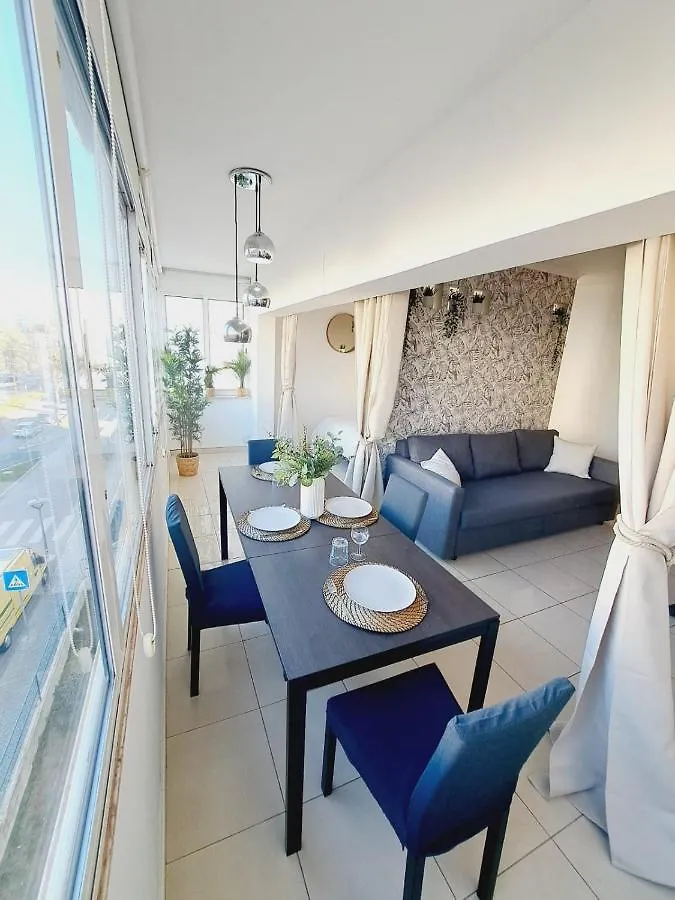 T1, Proche Plage Et Commerces Quarteira Apartment