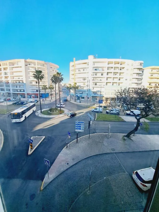 T1, Proche Plage Et Commerces Quarteira Apartment